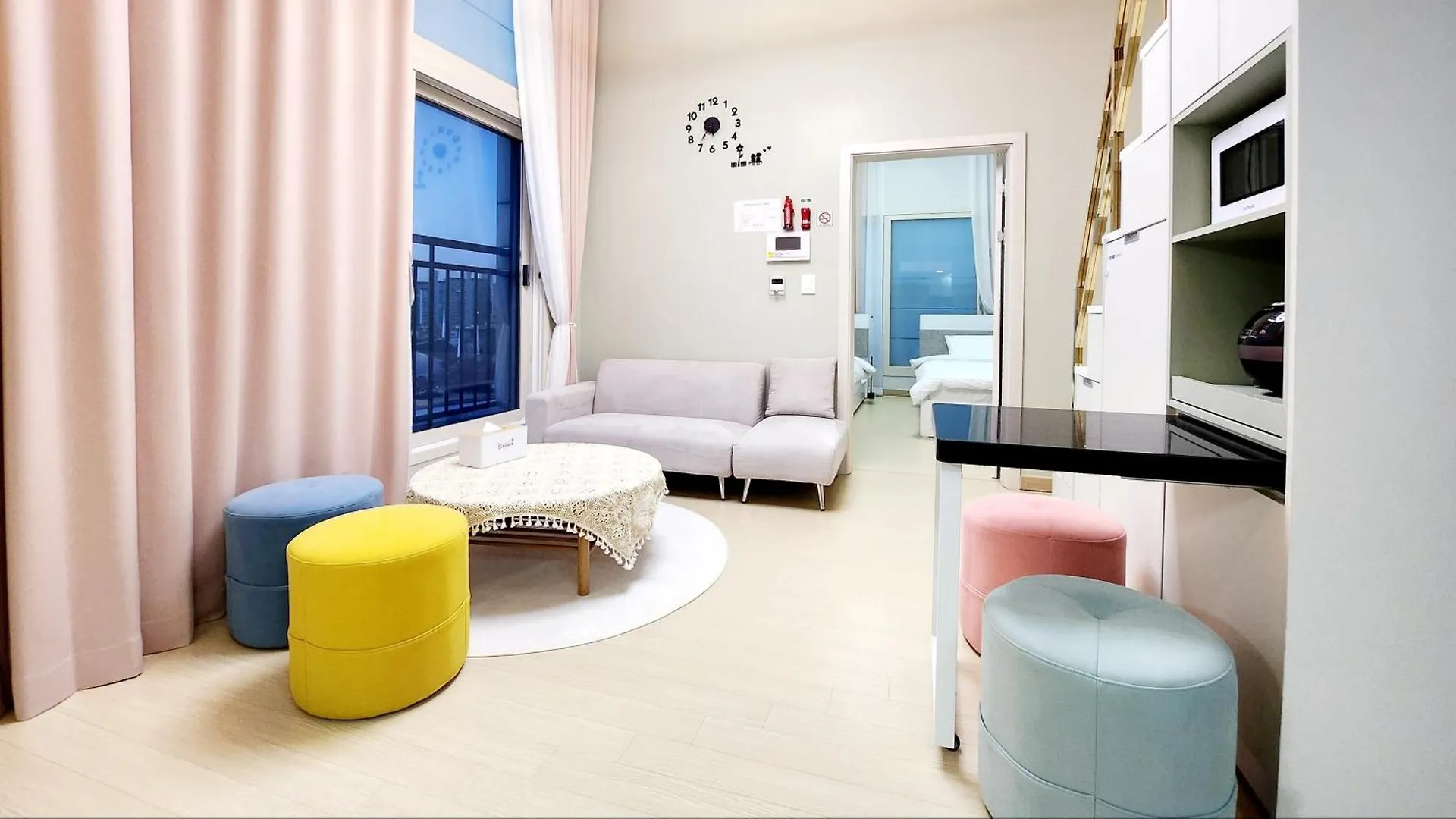 Hongik University Sinchon Sirince Seoul 0*,  South Korea