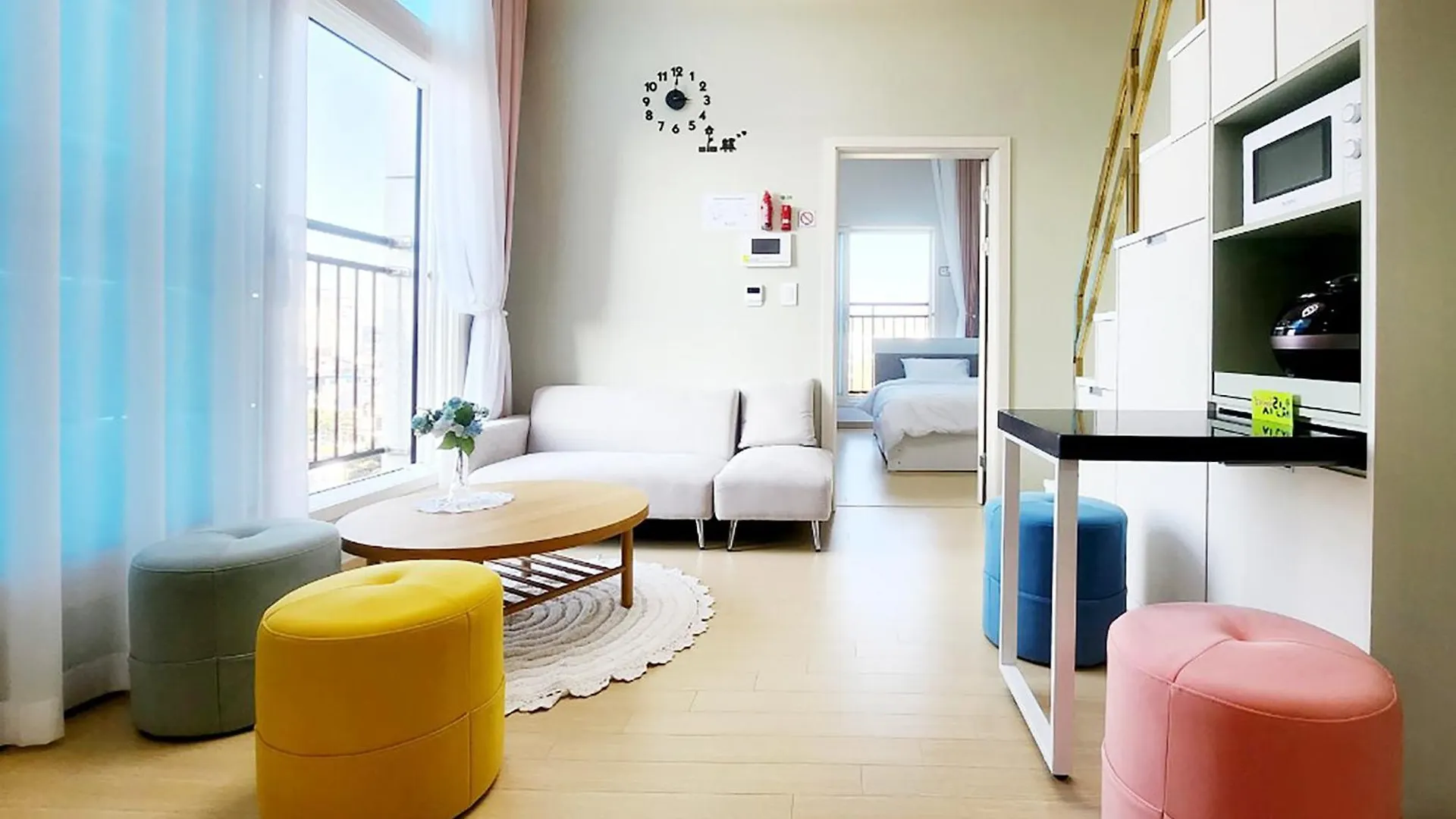 Hongik University Sinchon Sirince Seoul Apartment