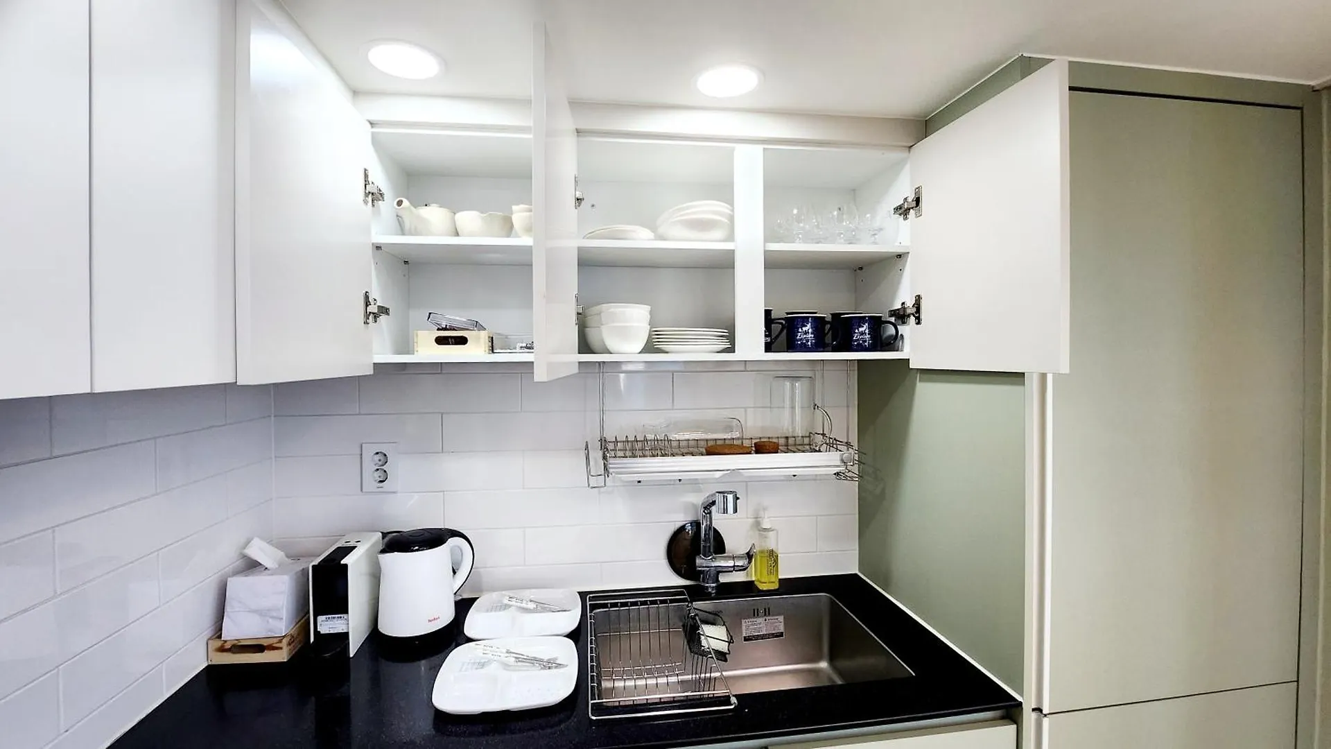 Apartment Hongik University Sinchon Sirince Seoul